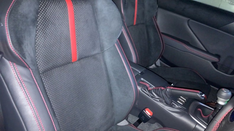 内装前方シート