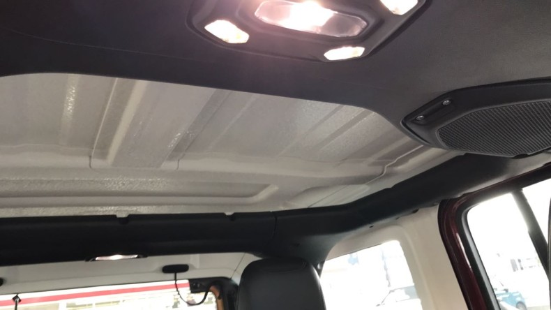 内装ルーフ