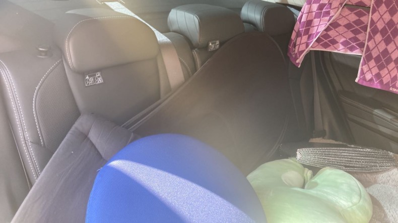 内装後方シート