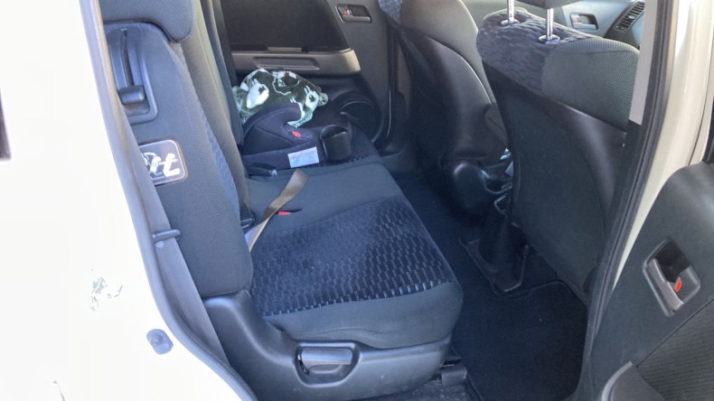 内装後方シート