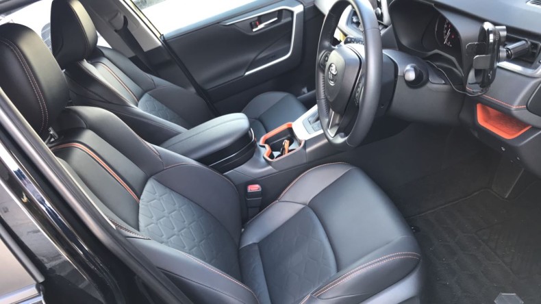 内装前方シート