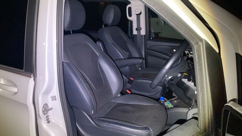 内装前方シート