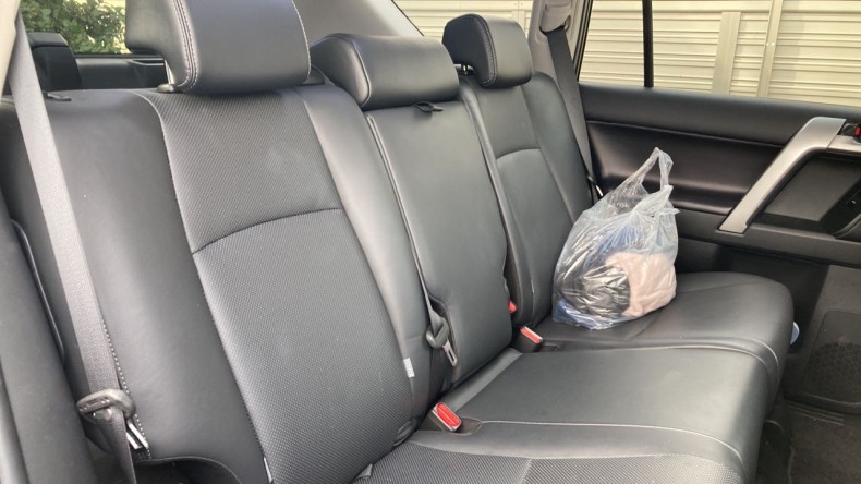 内装後方シート