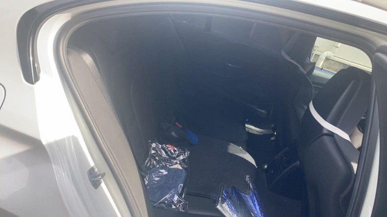 内装後方シート