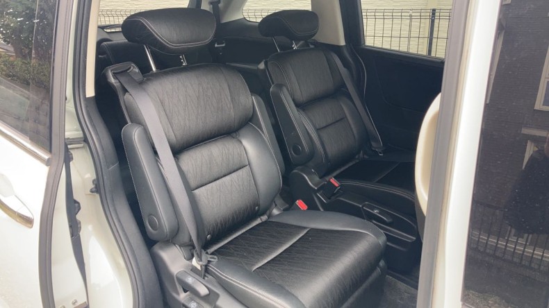 内装後方シート