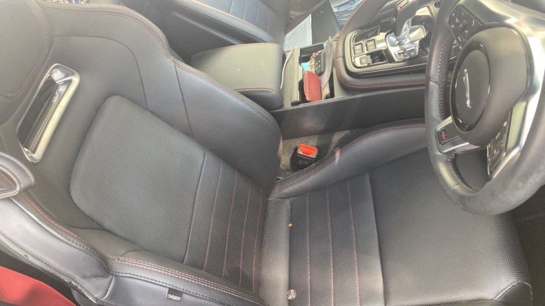 内装前方シート