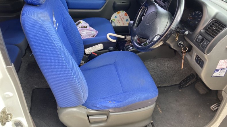 内装前方シート