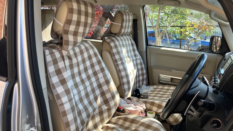 内装前方シート