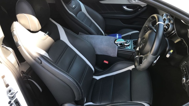 内装前方シート