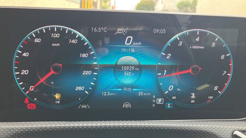 内装メーター