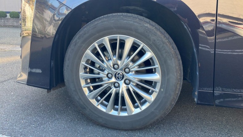 タイヤホイール前