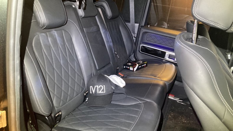 内装後方シート