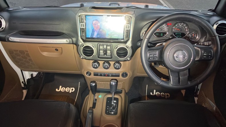 内装インパネ全体