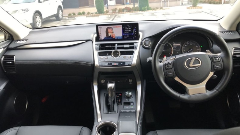 内装インパネ全体