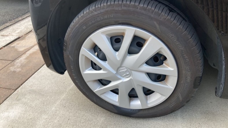 タイヤホイール前