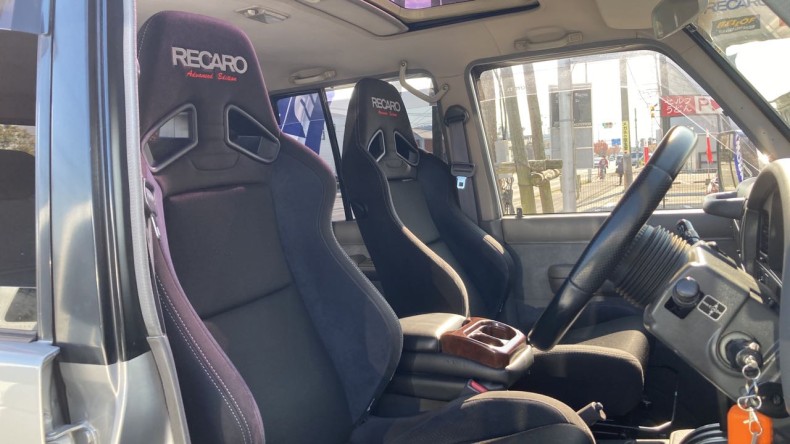 内装前方シート