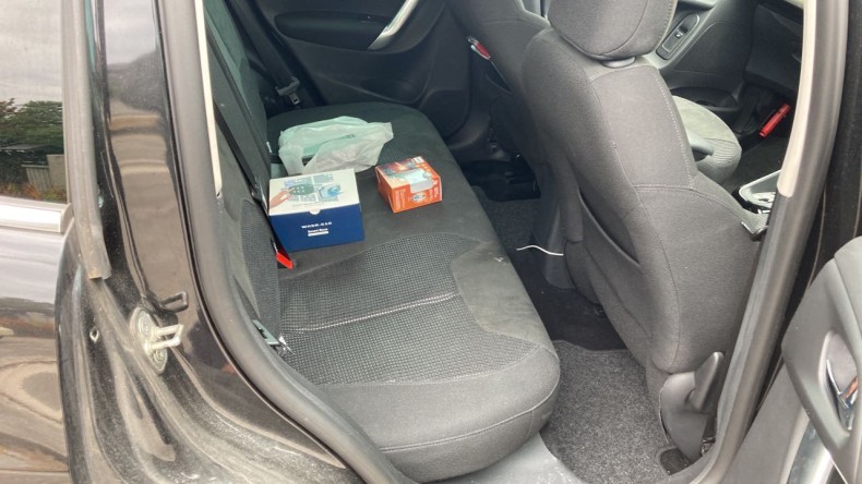 内装後方シート