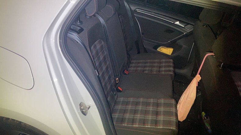 内装後方シート