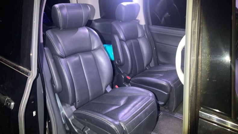 内装後方シート