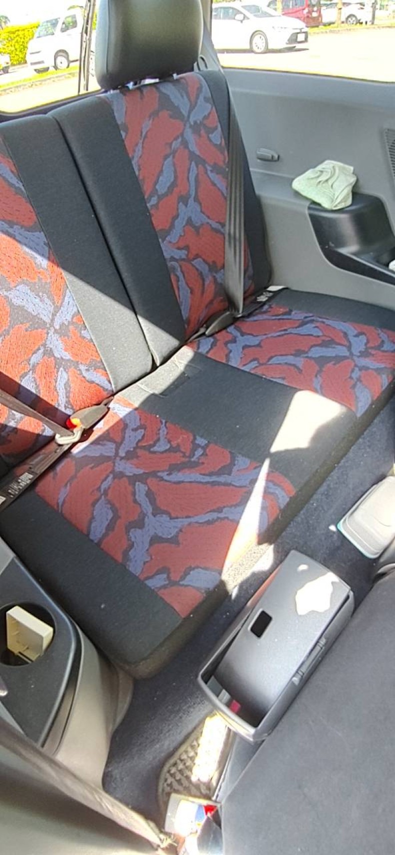 内装後方シート