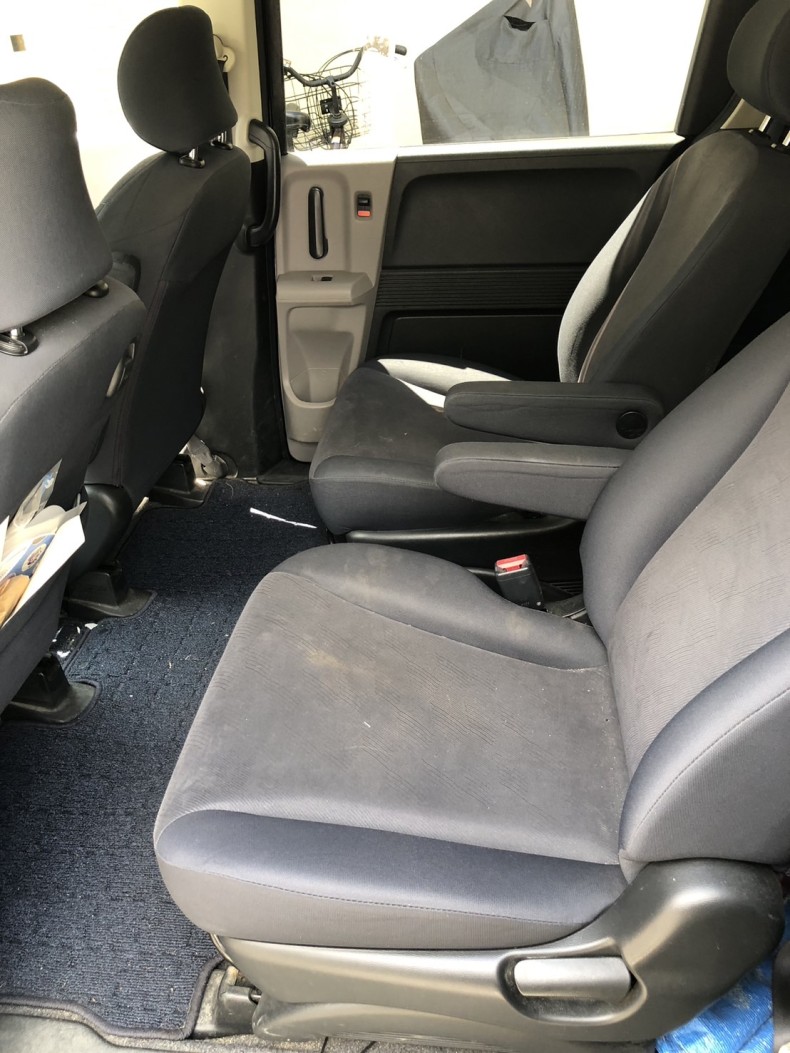 内装後方シート