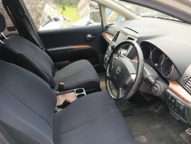 内装前方シート