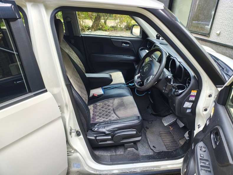 内装前方シート