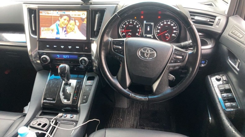 内装インパネ全体