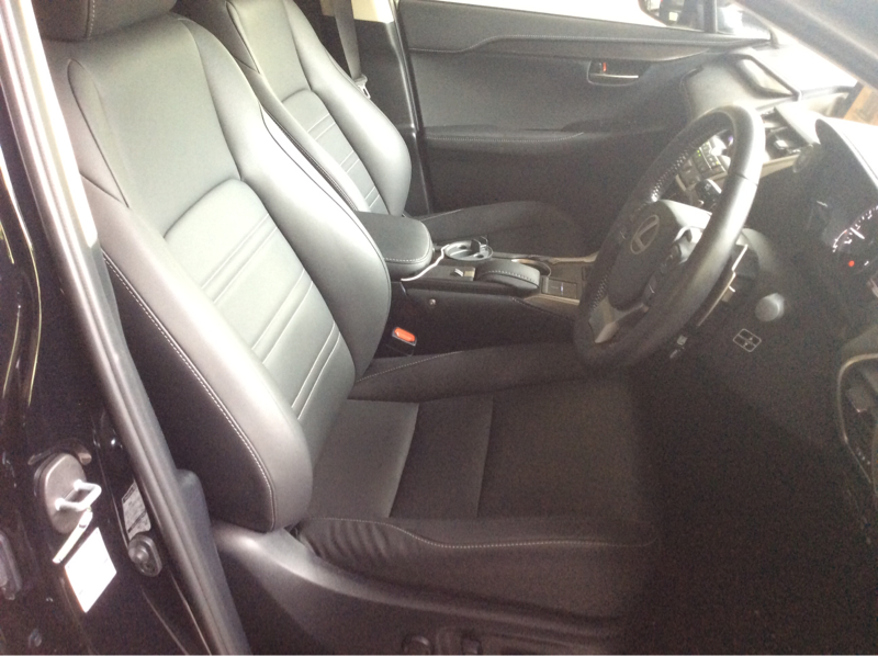 内装前方シート