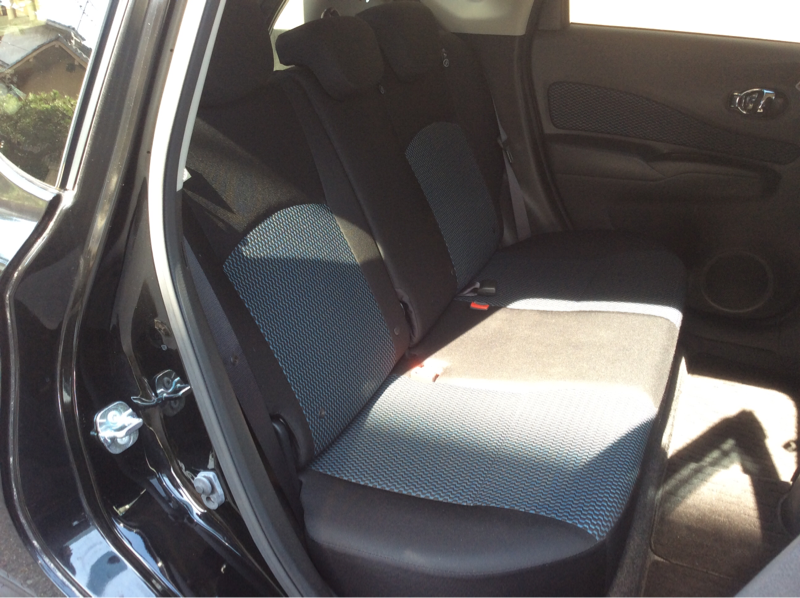 内装後方シート