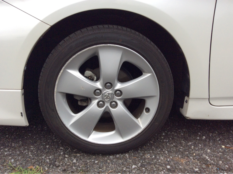 タイヤホイール前