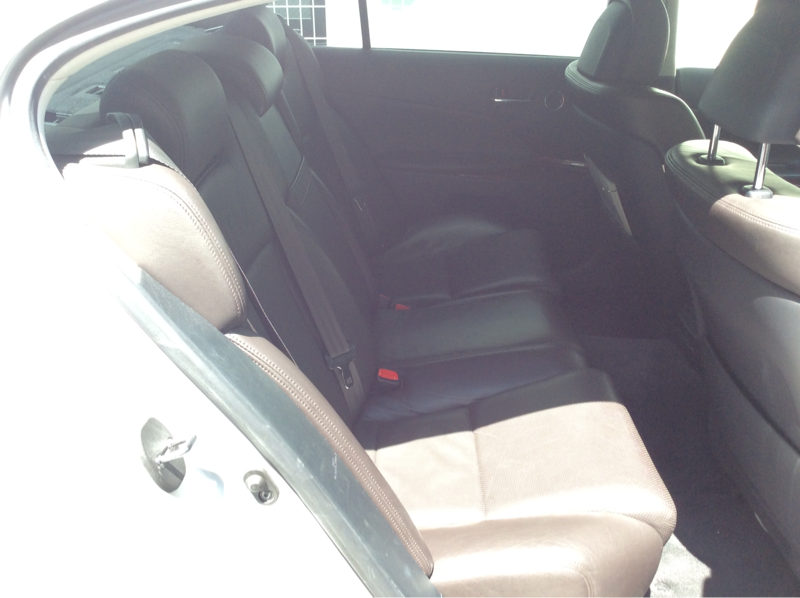 内装後方シート