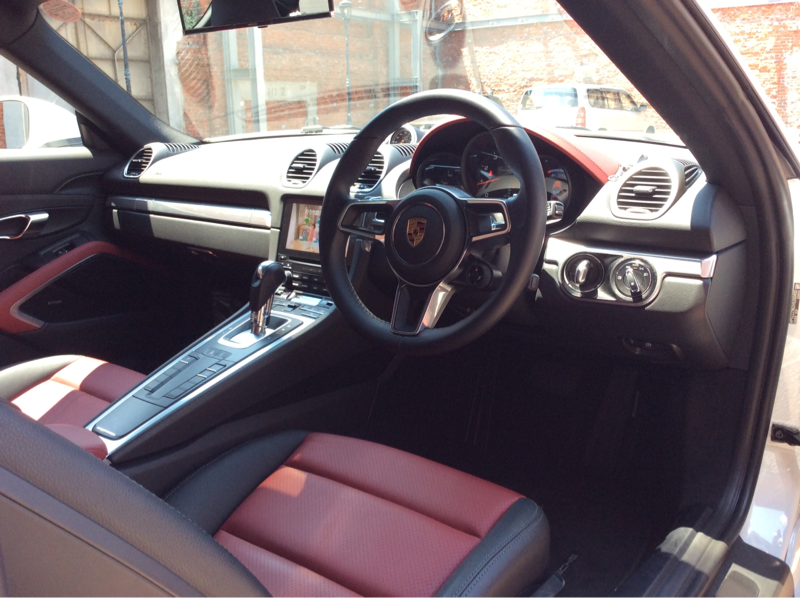 内装インパネ全体