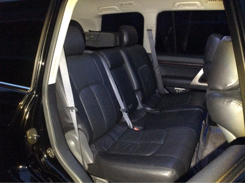 内装後方シート