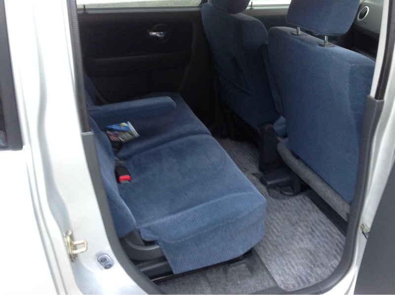内装後方シート