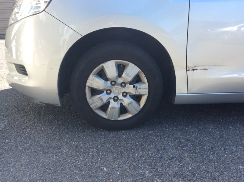 タイヤホイール前