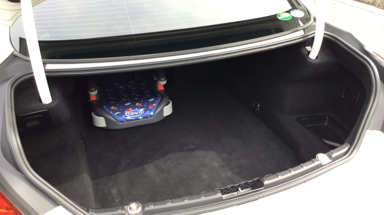 内装トランク