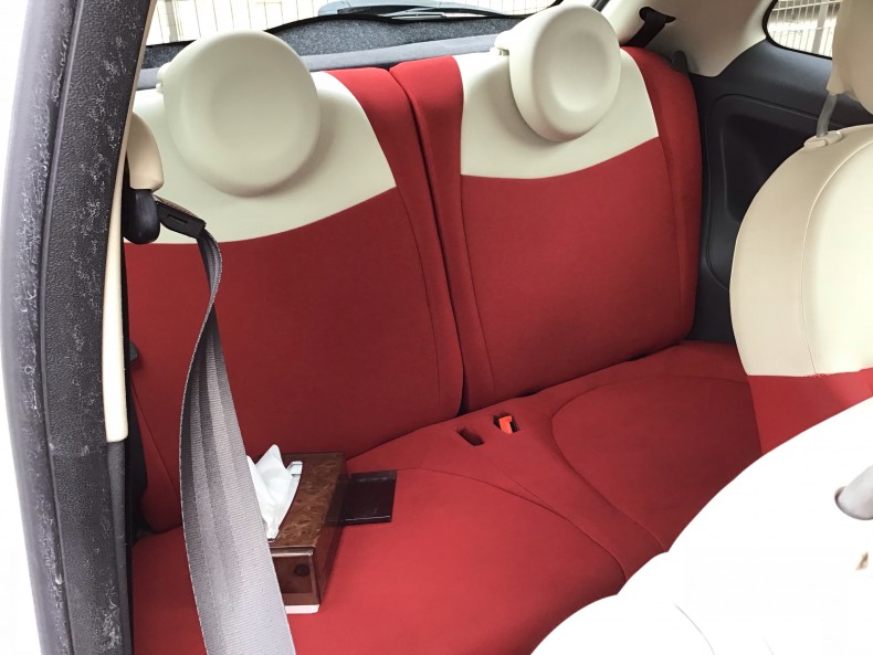 内装後方シート