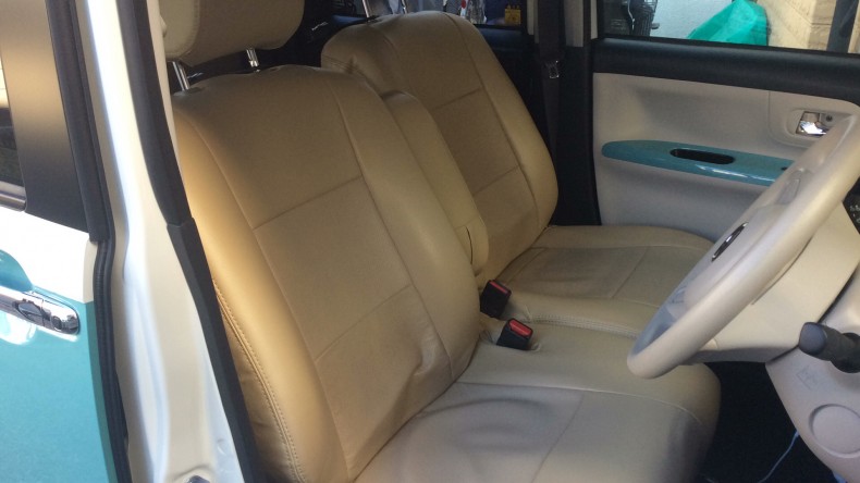 内装前方シート