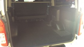 内装トランク