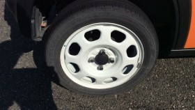 タイヤホイール前