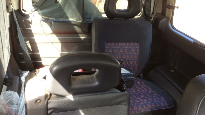 内装後方シート