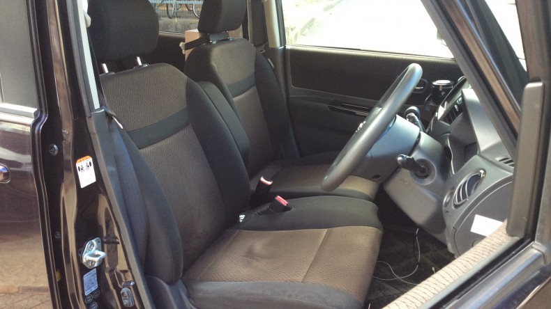 内装前方シート