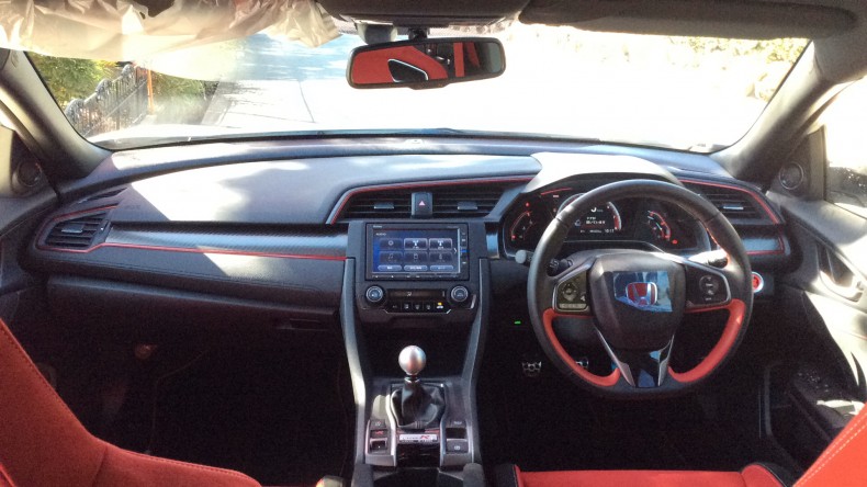 内装インパネ全体