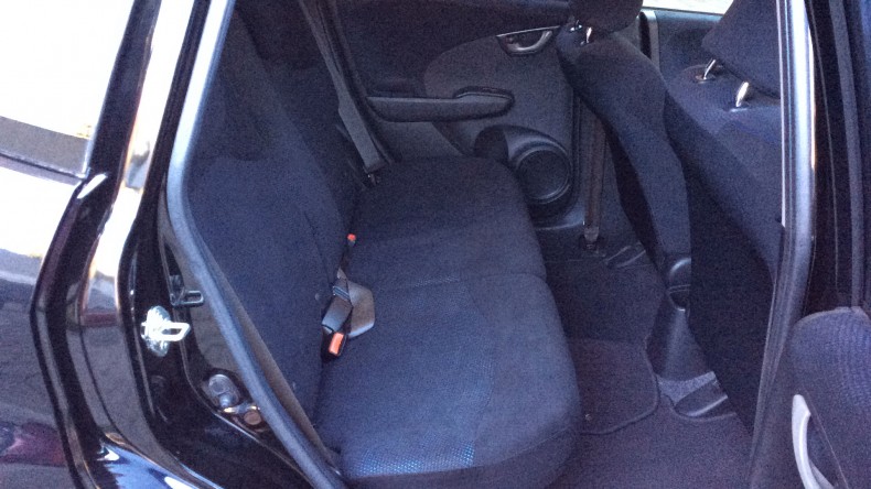 内装後方シート