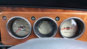 内装メーター