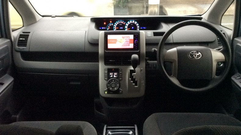 内装インパネ全体