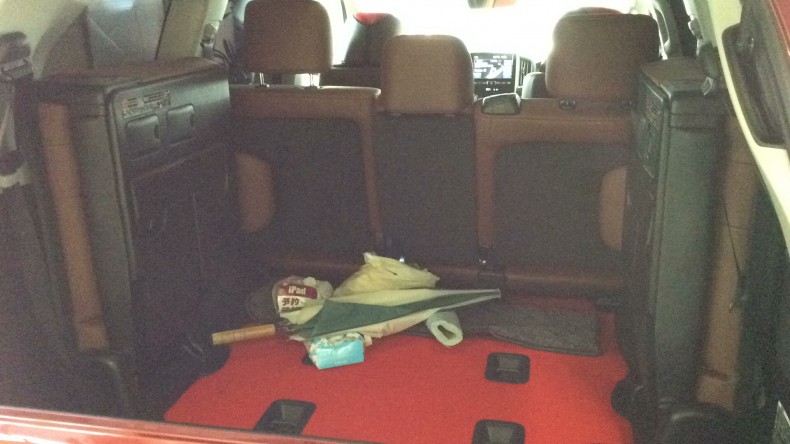 内装トランク