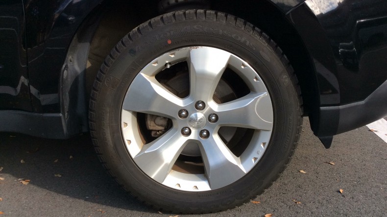 タイヤホイール前