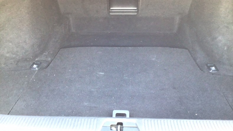 内装トランク